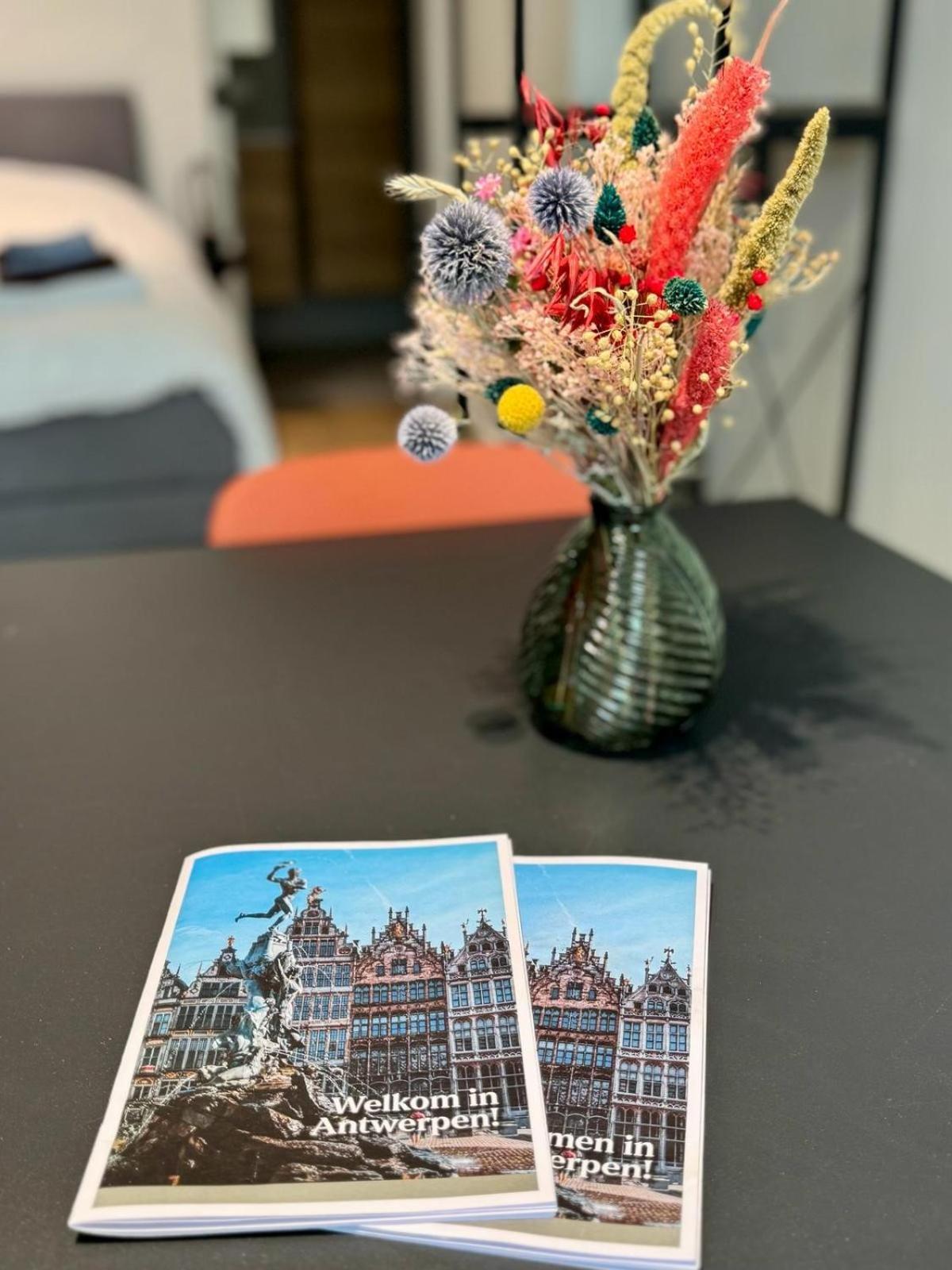 J1 - Urban Studio In Antwerpen Buitenkant foto